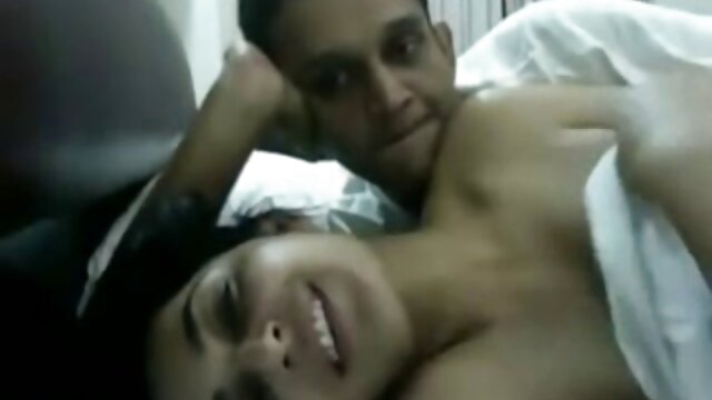 Harti luhur :  Gostosa de cabelo encaracolado de ébano sendo transada por seu professor mais velho XXX vidéo sawawa 