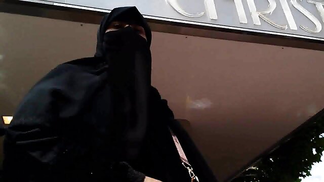 Harti luhur :  Guy lured kana sex jeung stepsis babaturan sarta gf pangalusna nya XXX vidéo sawawa 