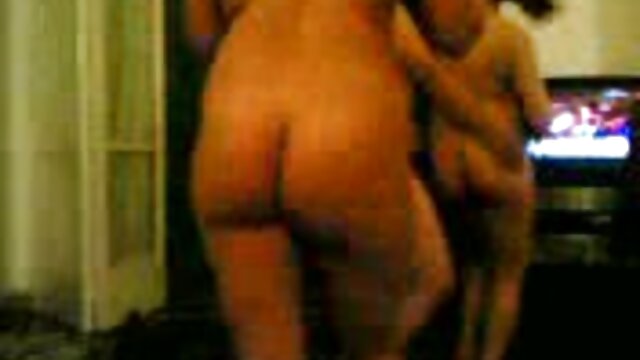 Harti luhur :  Dois babaturan com tesão têm garotas suadas apenas à noite íntima XXX vidéo sawawa 