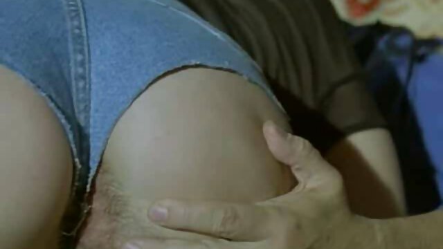 Harti luhur :  Loira atrevida dando uma longa bicada na vagina XXX vidéo sawawa 