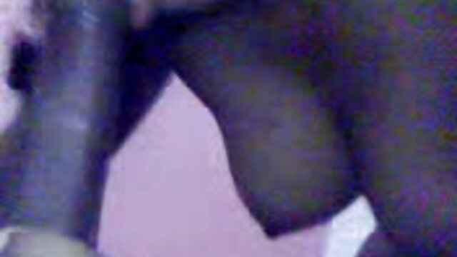 Harti luhur :  Prostituta loira adora engasgar com um pandanarum e pegá-la de pelúcia XXX vidéo sawawa 