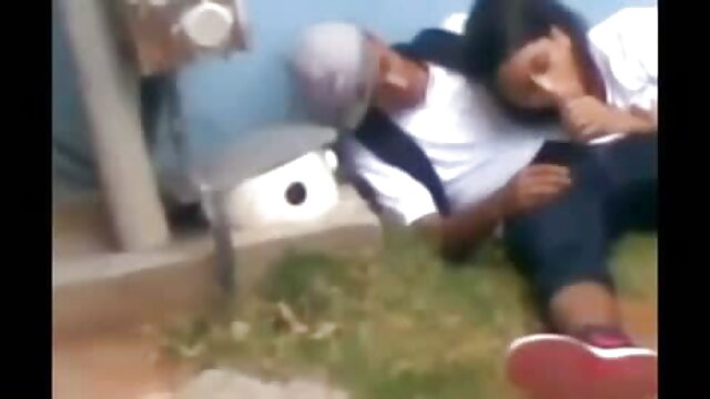 Harti luhur :  Mulher com cachos brancos sabia com antecedência que terminaria com sexo XXX vidéo sawawa 