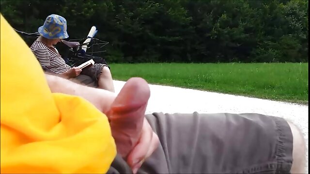 Harti luhur :  Man gundul geus threesome jeung brunette panas jeung nona pirang XXX vidéo sawawa 