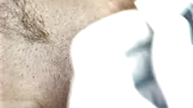 Harti luhur :  Milf morena peituda sendo transada por um jovem garanhão XXX vidéo sawawa 