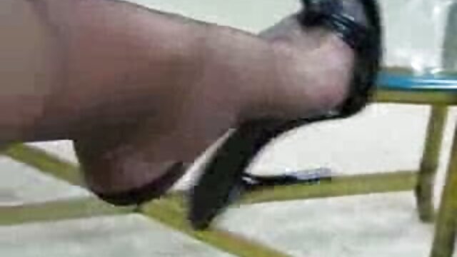 Harti luhur :  Instrutor de aeróbica adolescente fode garanhão pendurado após uma sessão XXX vidéo sawawa 