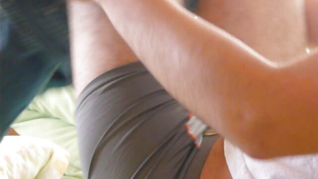 Harti luhur :  Loira alta mostrando seus peitos grandes e sua linda buceta XXX vidéo sawawa 