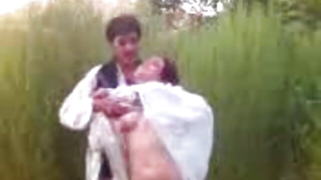 Harti luhur :  O babaca ulah adolescente delgado boquiaberto em uma cena suja de deukeut-up XXX vidéo sawawa 