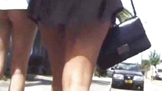 Harti luhur :  Diretor analisa em sofá de colegial sacanagem com ânus tenso XXX vidéo sawawa 