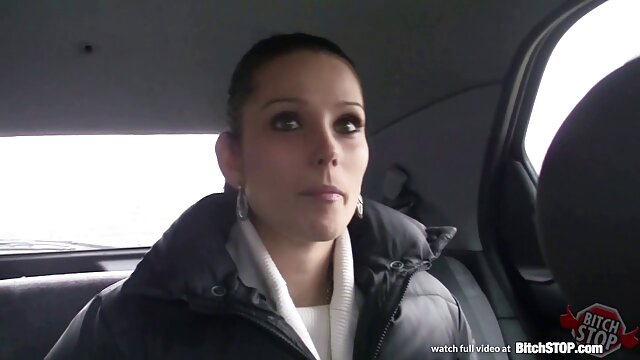 Harti luhur :  Stepdaughter méré pussy salaku kado pikeun busty MILF urang birthday XXX vidéo sawawa 