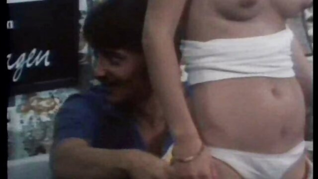 Harti luhur :  Linda morena gostosa curtindo sexo anal hardcore XXX vidéo sawawa 