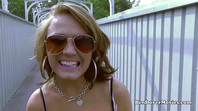 Harti luhur :  Loira excêntrica gostosa de meia-calça curtindo sexo anal XXX vidéo sawawa 