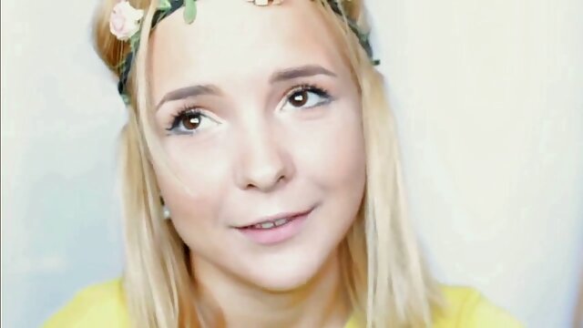 Harti luhur :  Lesbi Interracial dahar pussies silih di pancuran XXX vidéo sawawa 